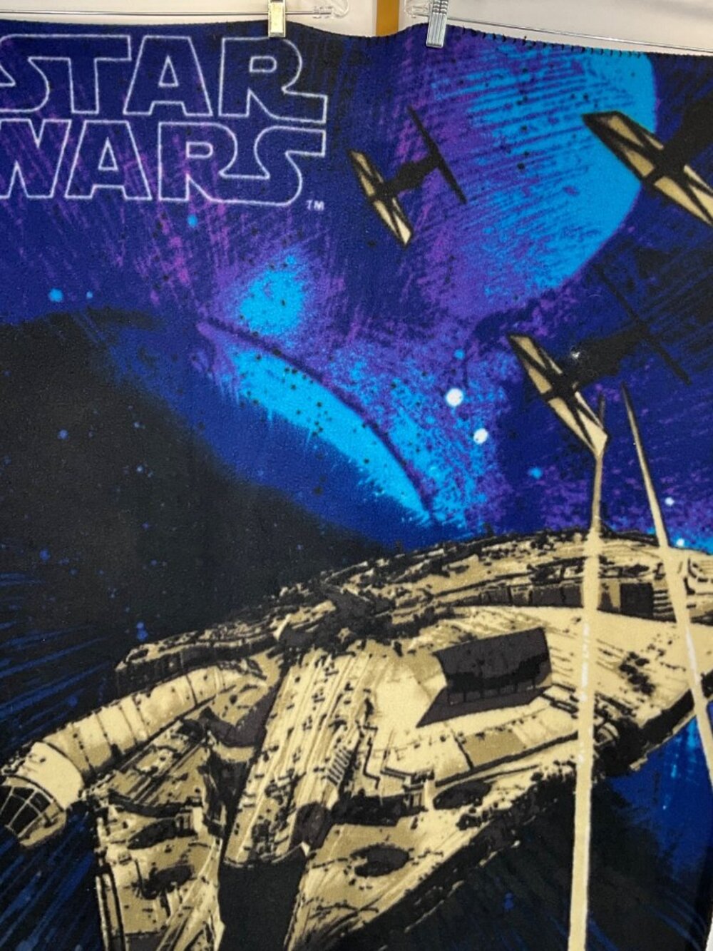 Star Wars Millennium‎ Falcon Vintage Space Scene Fleece Blanket - Picture 2 of 5